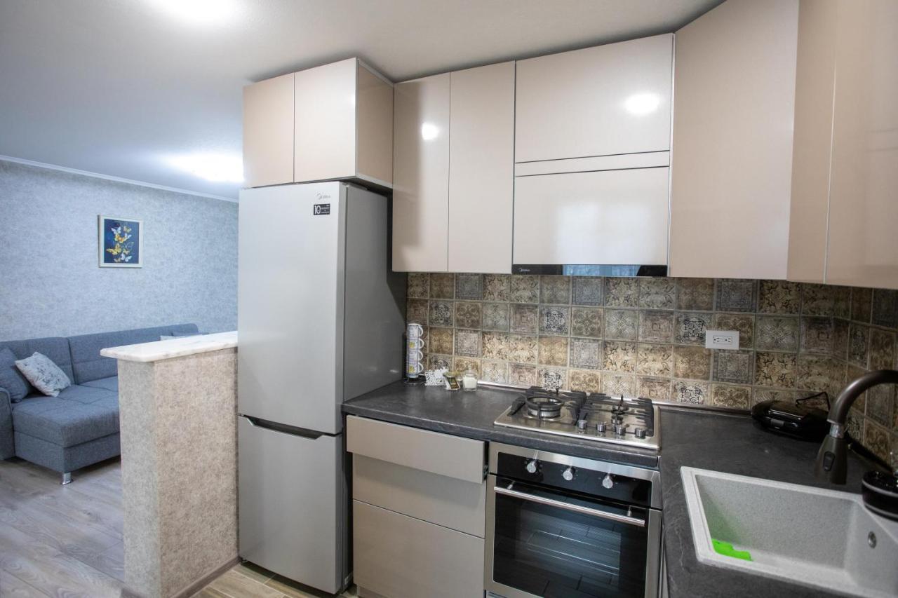Ninia'S Apartment Кутаиси Екстериор снимка