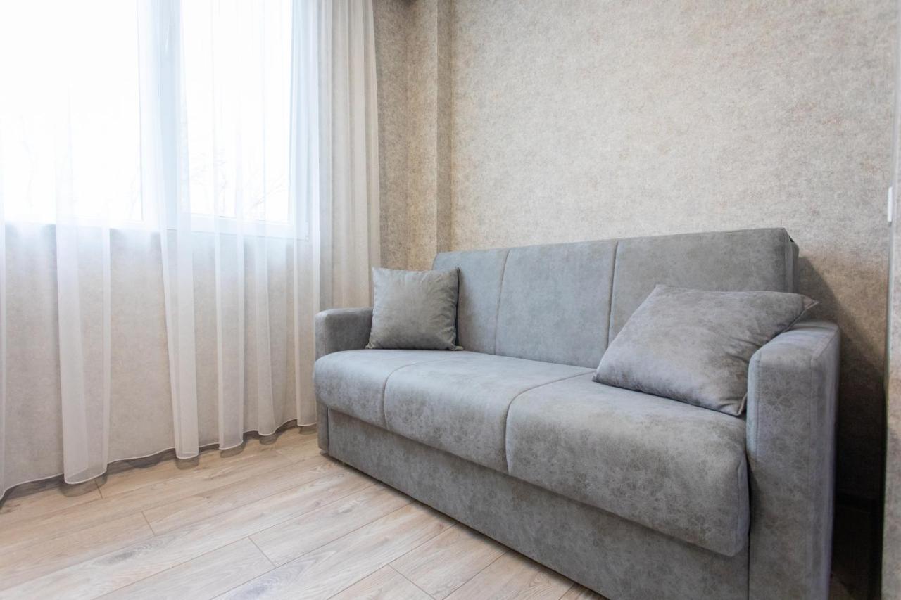 Ninia'S Apartment Кутаиси Екстериор снимка