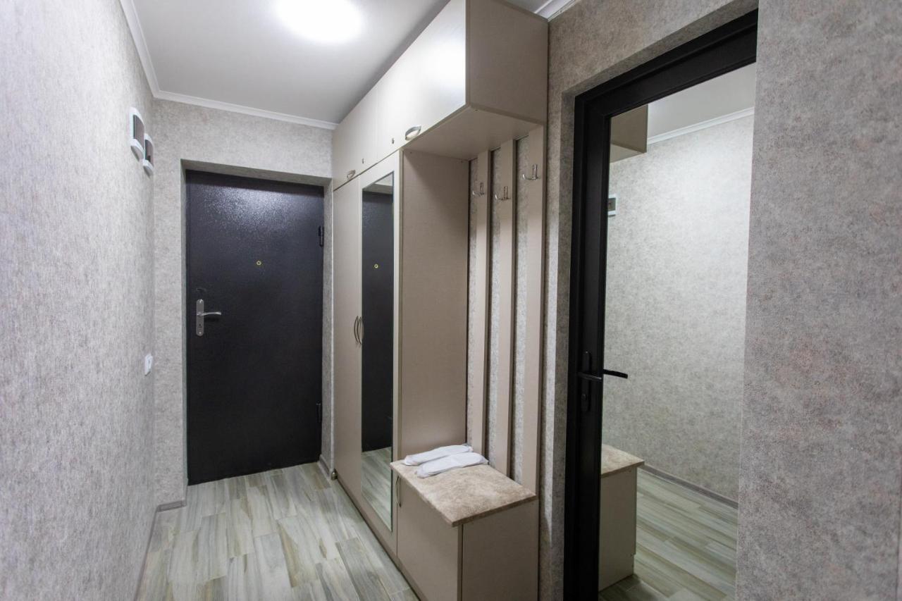 Ninia'S Apartment Кутаиси Екстериор снимка